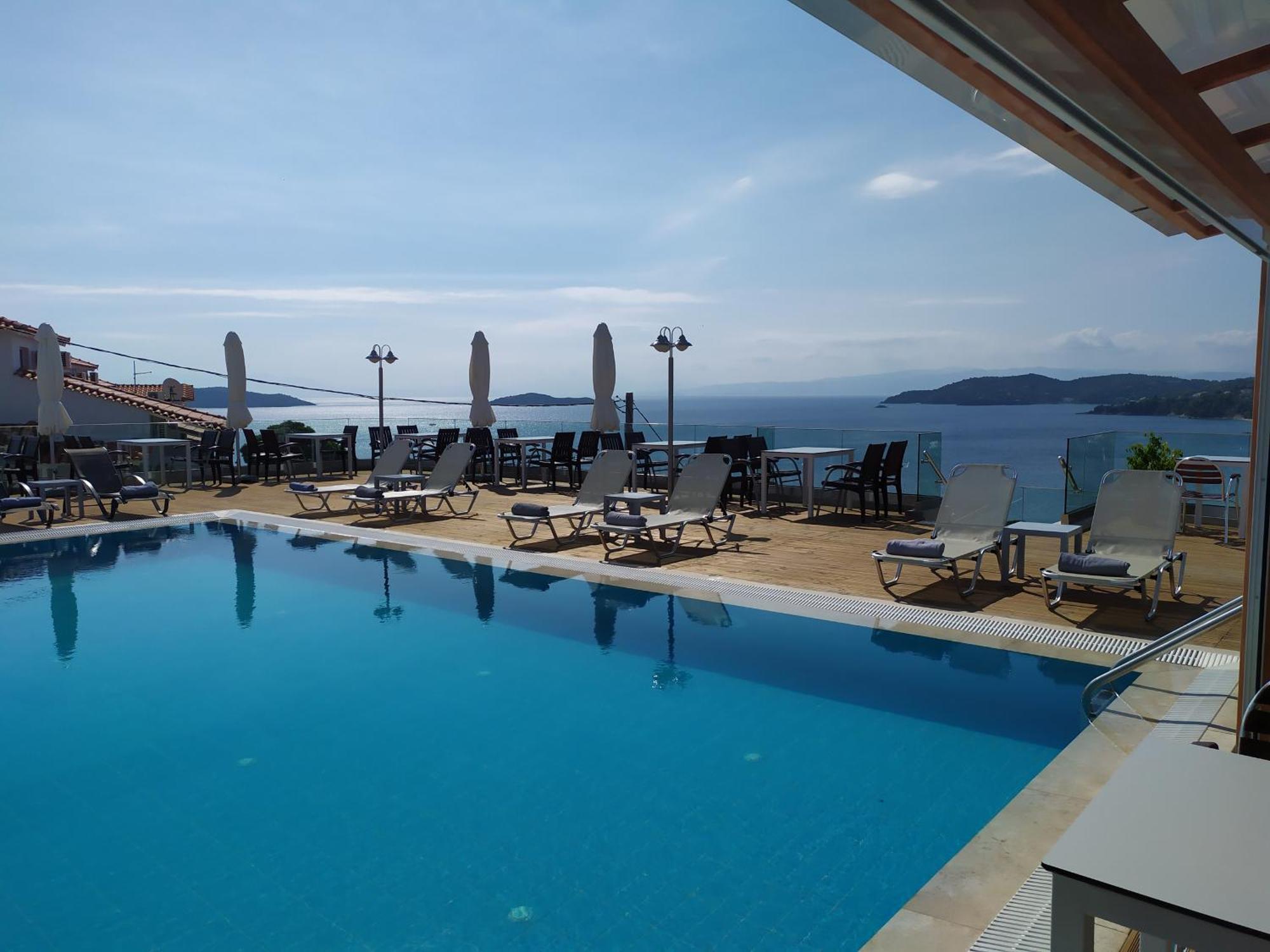 Poseidon Villas Skiathos Town Exterior photo